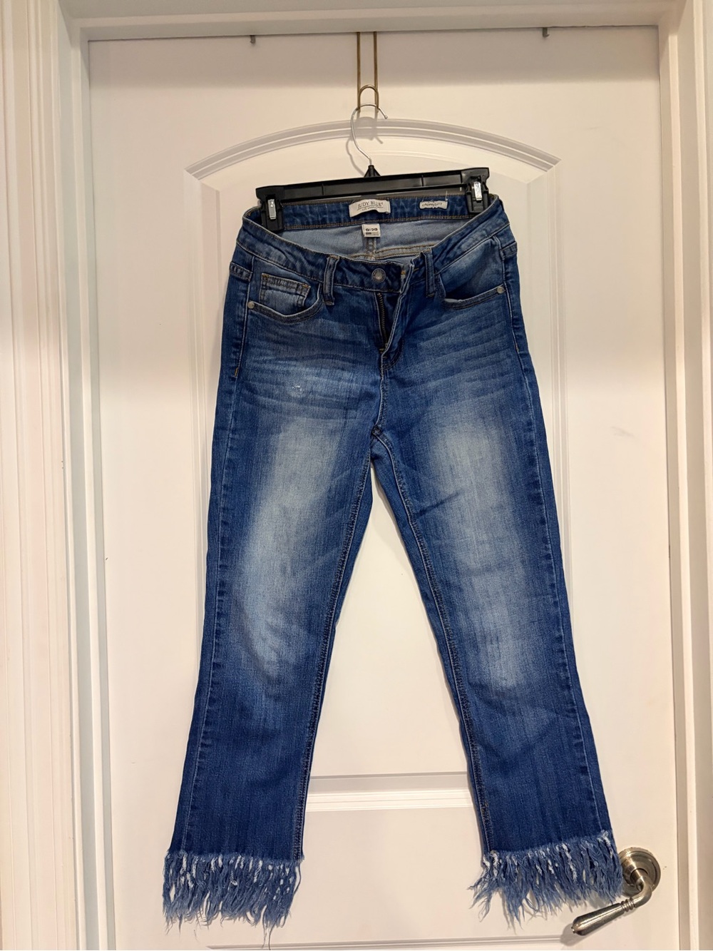 Judy Blue Medium Blue Frayed Hem Straight Leg Jeans